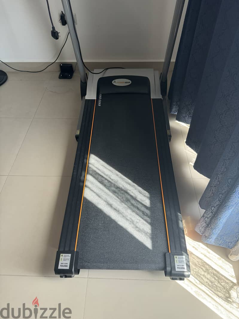 Treadmill with Advanced Features 3