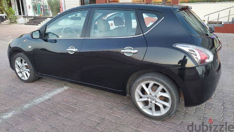 Nissan Tiida 2014 3