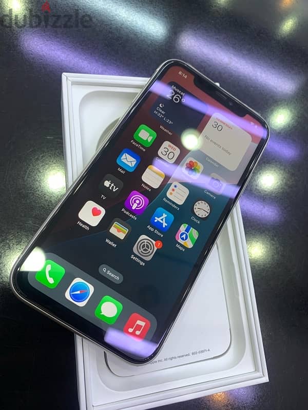 Iphone 11  Only month used battery 100 with box 2