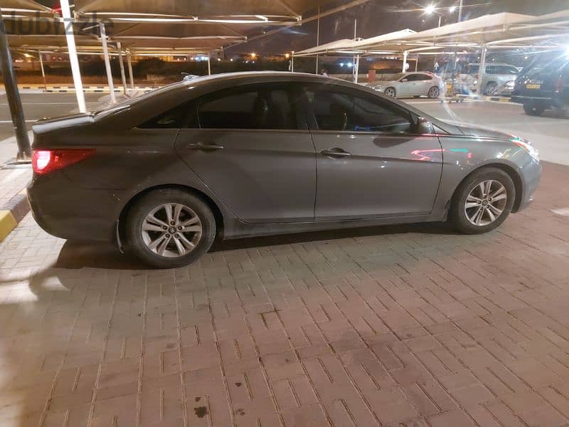 Hyundai Sonata 2013 9