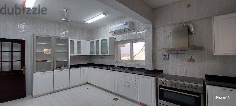 well Maintained villa in QURAM 5