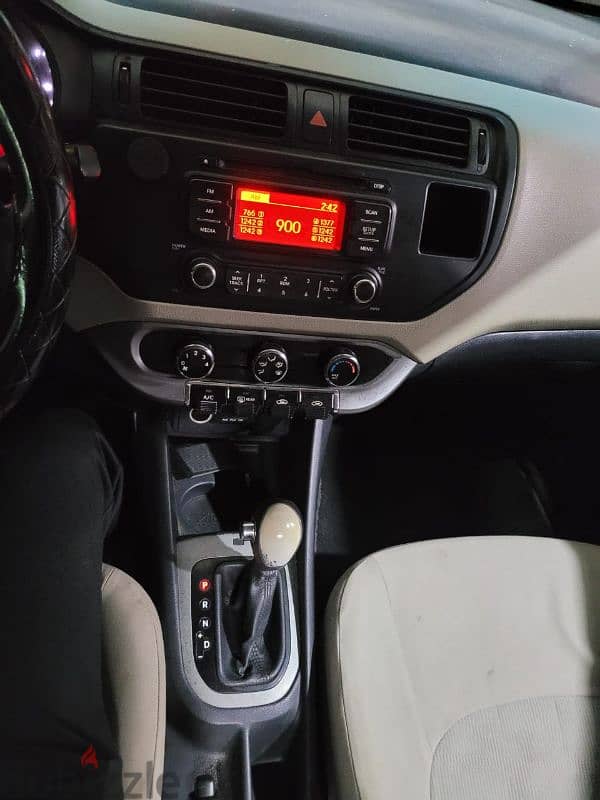 Kia Rio 2012 9