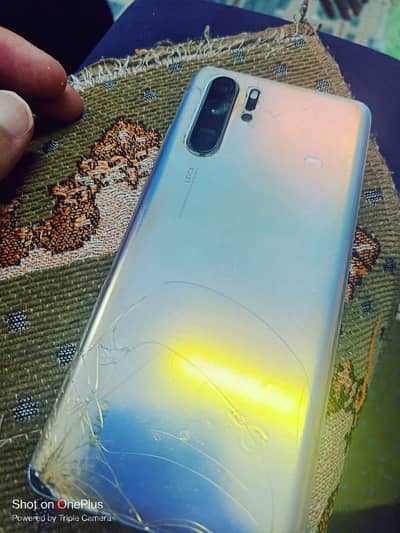 هاتف هواوي P30 pro مستعمل حاله جيدة