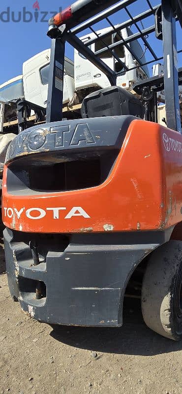 2.5 TON 2017 MODEL TOYOTA FORKLIFT FOR SALE 1