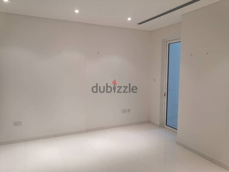 2 bedrooms apartment for sale in Al Mouj 9