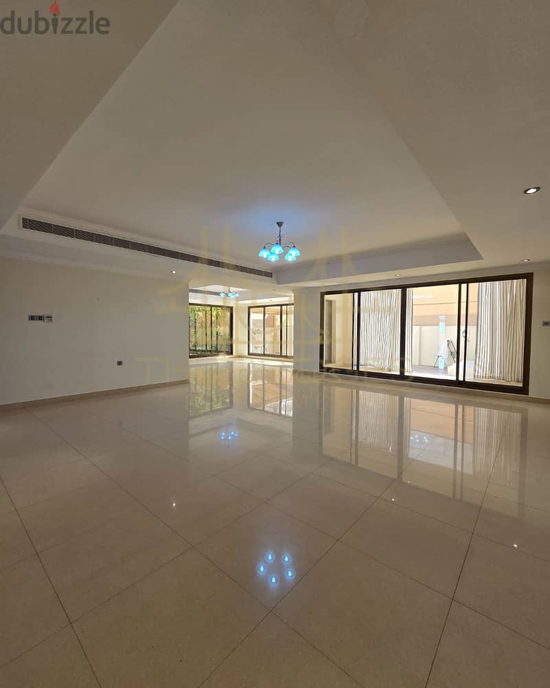 AL QURUM | LUXURIOUS 5+1BR VILLA WITH PRIVATE POOL 7