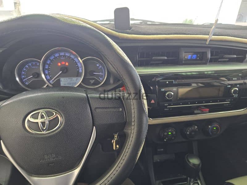 Toyota Corolla 2015 3