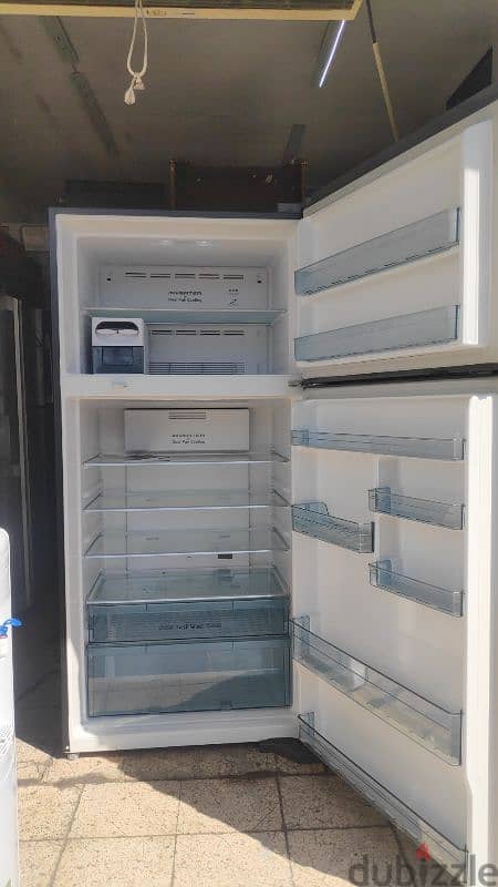 Hitachi Fridge 760 Ltr Almost New Condition 2