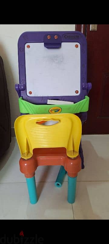 kids study table with white board and chair