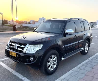 Low Mileage Mitsubishi Pajero 2012 GLS V6 176000 km