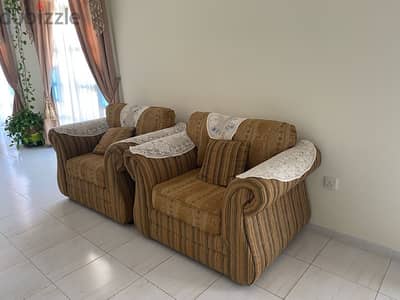 Set of two single sofas