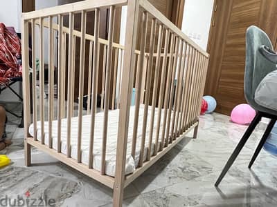 baby cot