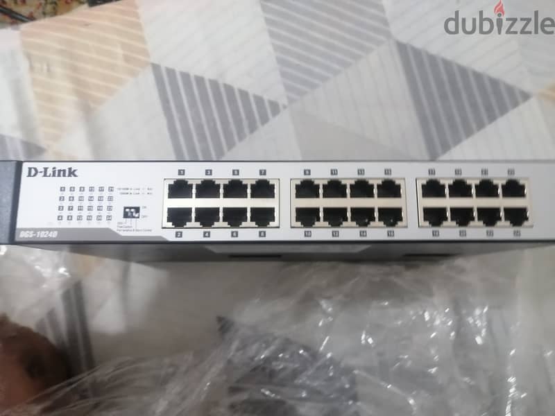 New 24 port dlink switch 1