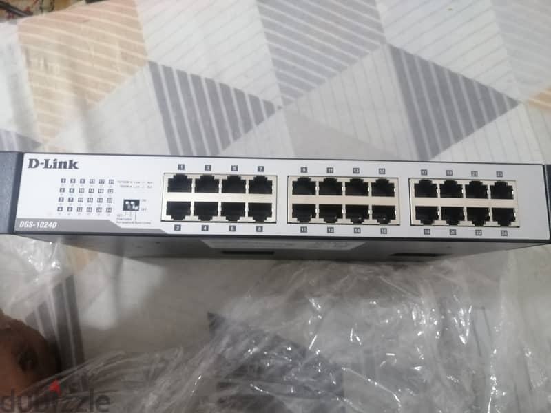 New 24 port dlink switch 2