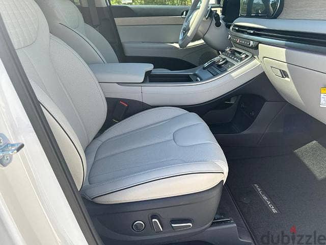 Condition Like new - Low Mileage - Hyundai Palisade 2022 4WD Automatic 6