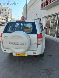 Suzuki Vitara 9.8. 9.8. 7.3. 9.6 0