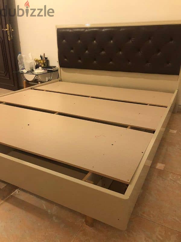 Bed for sale 0