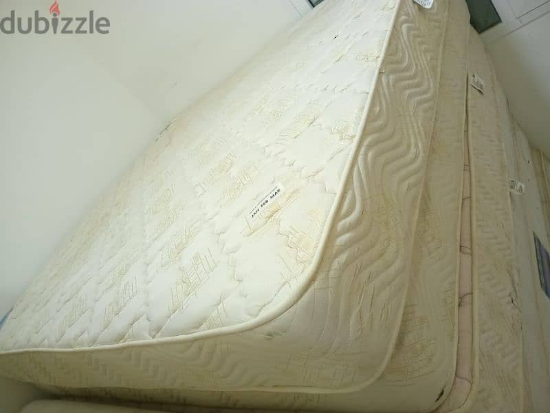 سرير مع دوشق Bed with mattress 1