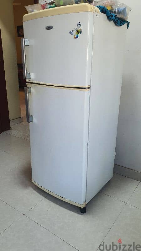 220L Double Door Refigerator 3