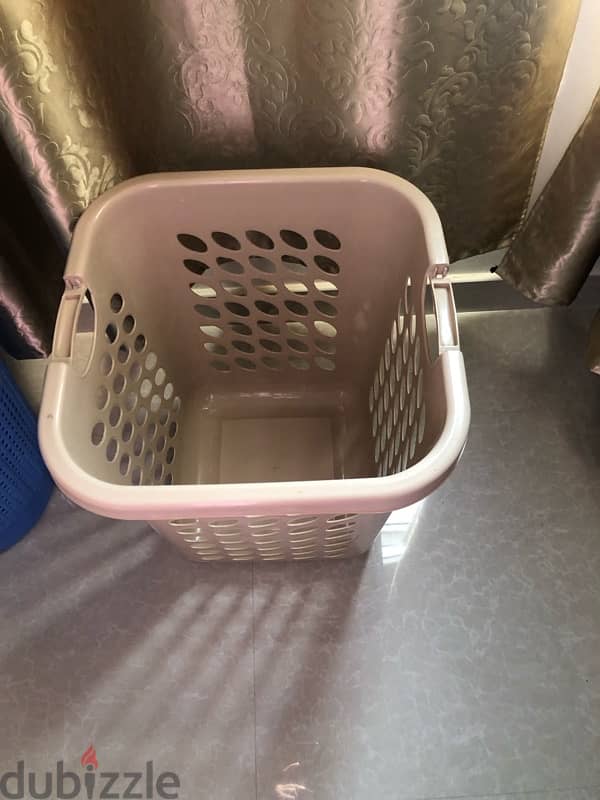 2 Washing baskets. 2