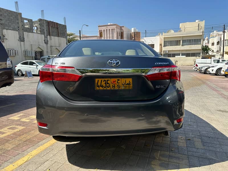 Toyota Corolla 2015 XLI 4