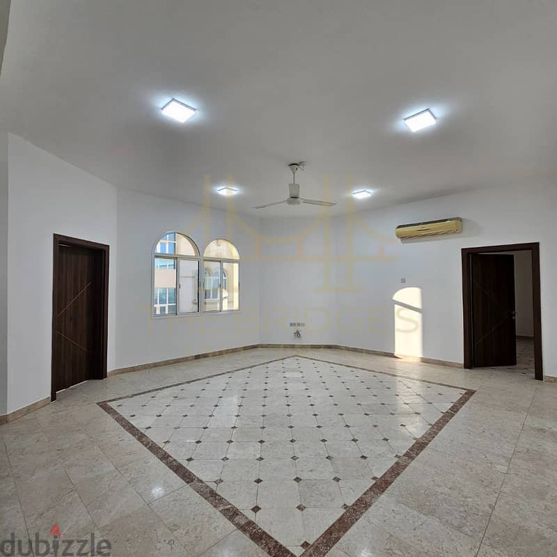 Beautiful 5+1 BR Compound Villa for Rent in Azaiba 4