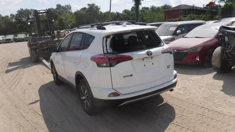 Toyota Rav 4 2017 6