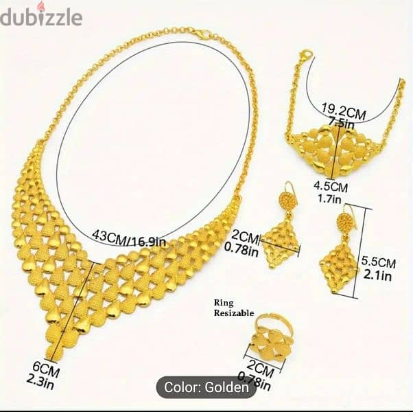 Luxurious Gold-Tone Jewelry Set: Elegant Necklace, Bracelet, Earrings 2