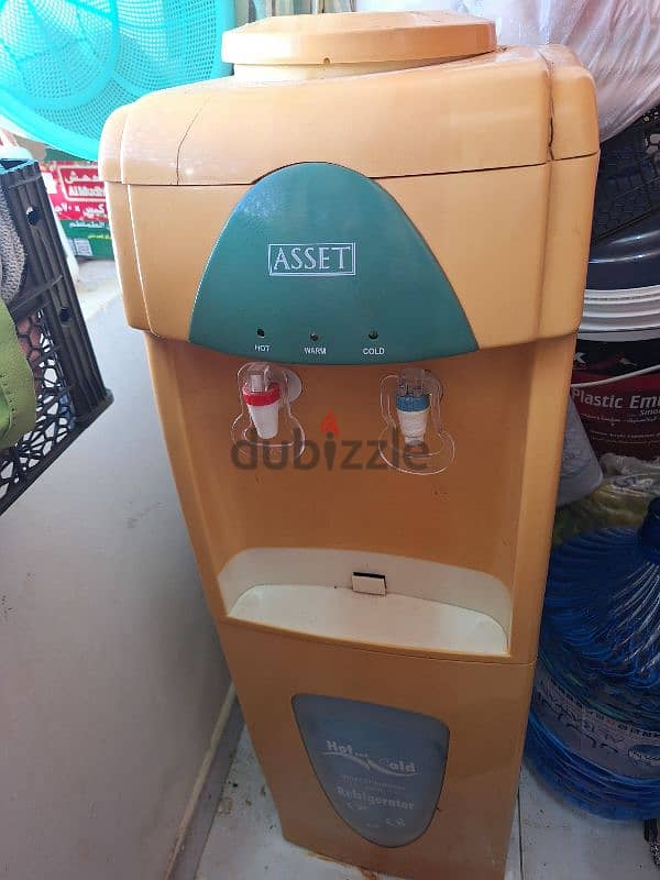 water dispenser good condition 2