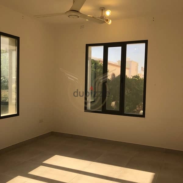 Luxury villa for rent in Al Ghubrah south , 2