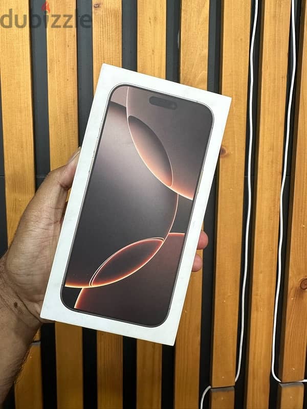 iPhone 16 Pro Max 256Gb Desert Titanium New 3