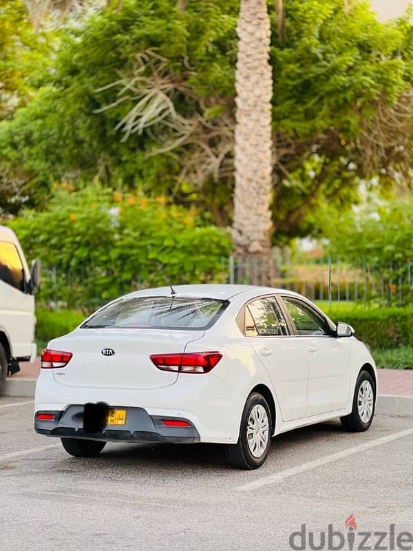 Kia Rio 2018 8