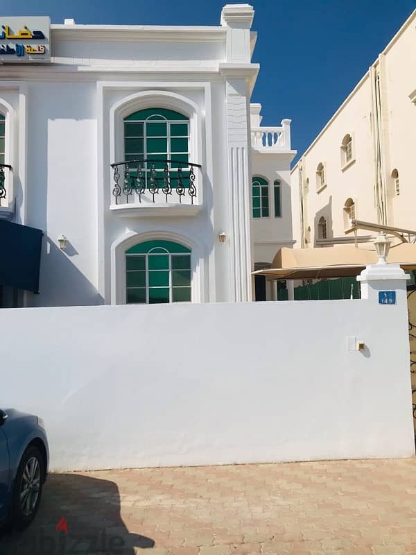 For Rent 5 BR Villa Amazing Location 0