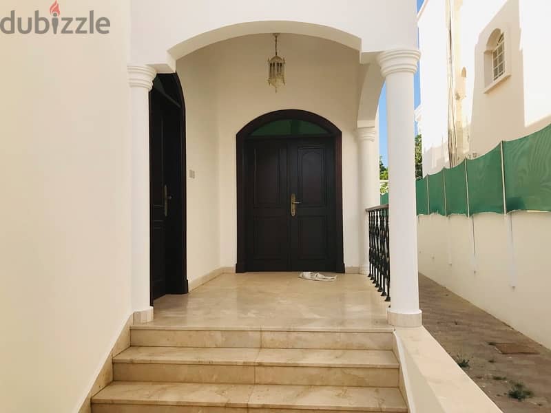 For Rent 5 BR Villa Amazing Location 2