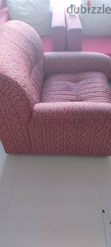 Single Sofa 0