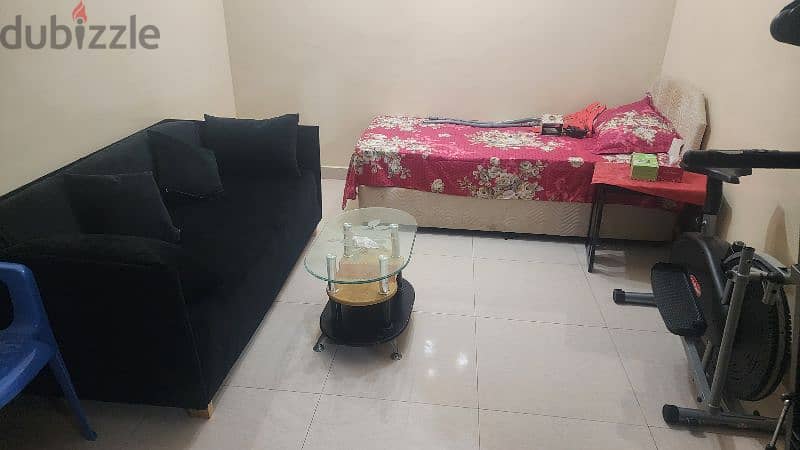 One bedroom wash room in flat for rent 1