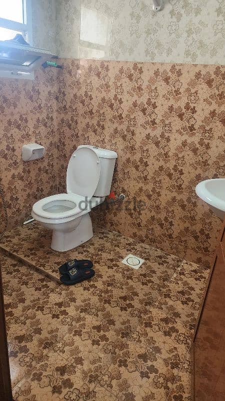 One bedroom wash room in flat for rent 2