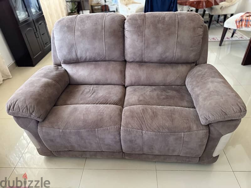 Double Recliner in Mint Condition 2