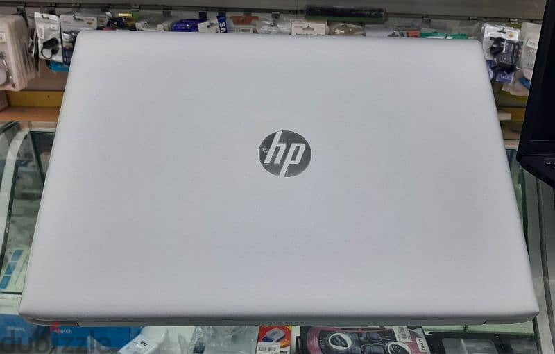 Hp 450 chocolate edition  15 inches  Core i5 8th Generation 0