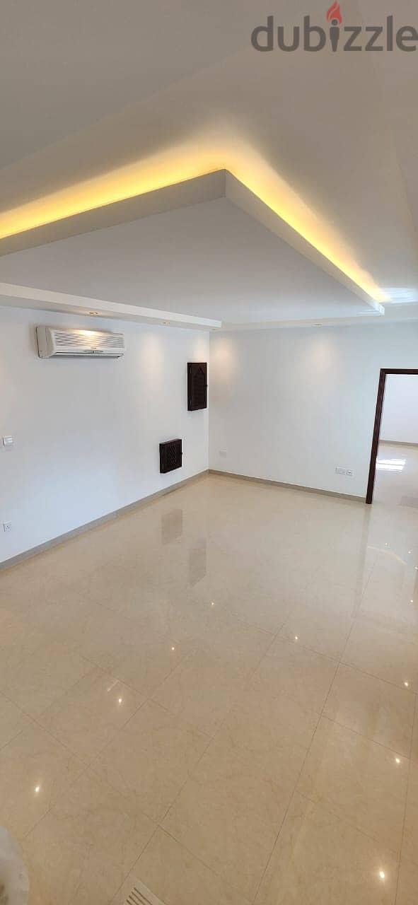 1ME7 Fully Renovated 5 Bhk Family Villa Complex For Rent in Azaiba 12