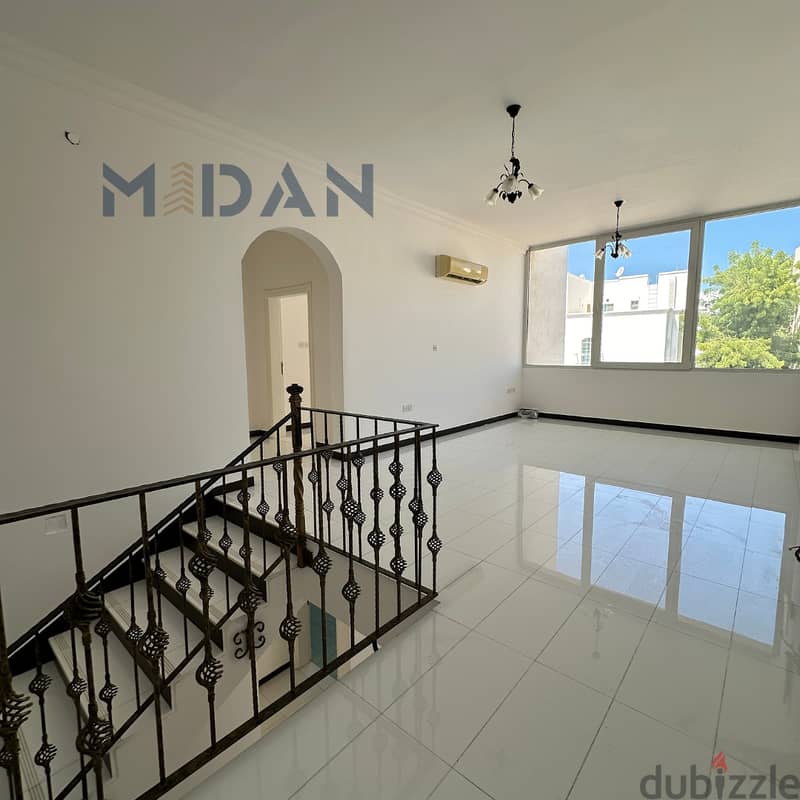 AL GHUBRAH NORTH | BEAUTIFUL 4+1 BR VILLA 3