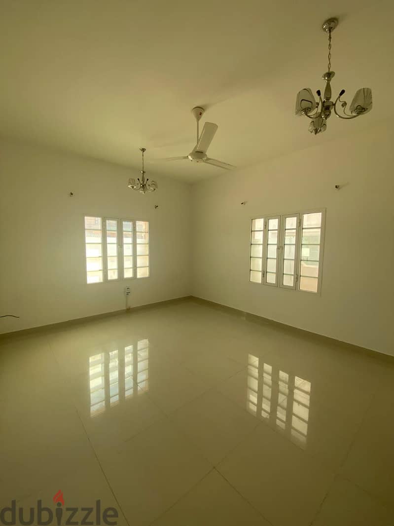 "SR-MO-661  first floor Flat to Let in mawaleh north 1