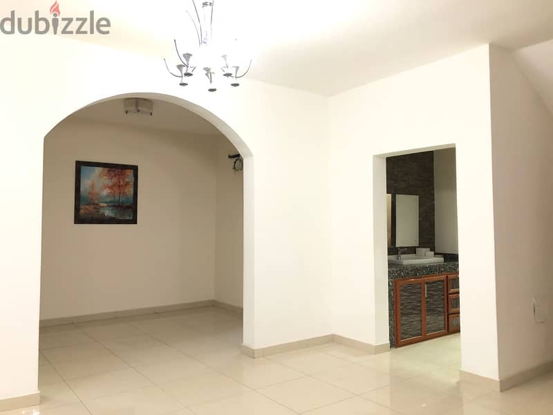 4Me5 beautiful 4 bhk villa for rent in al ansab 9