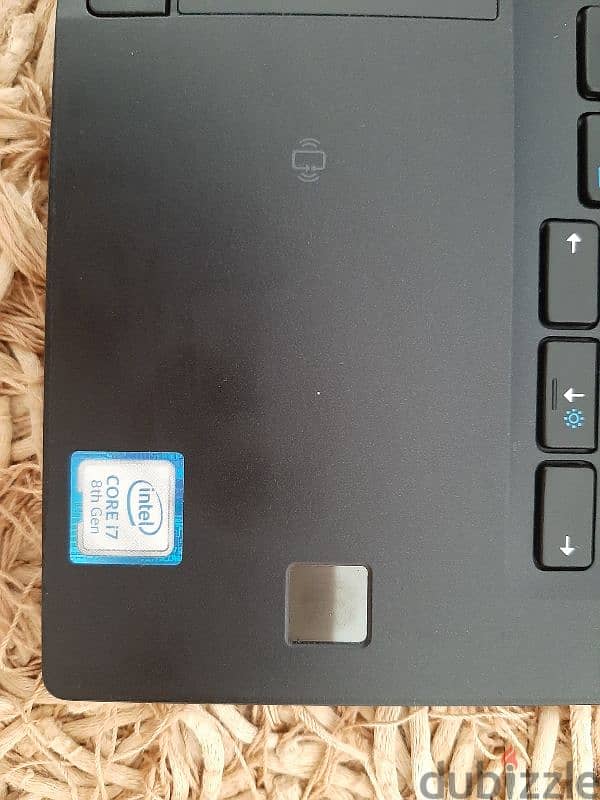 Dell 7290 Core i7 8 th Generation 1