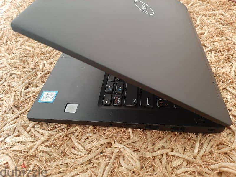 Dell 7290 Core i7 8 th Generation 6