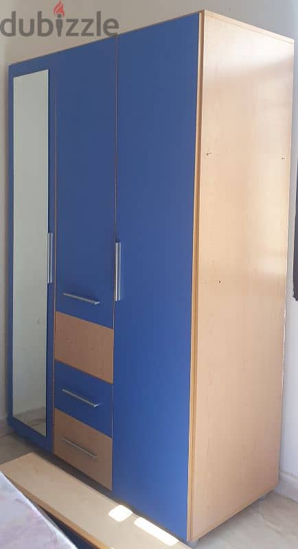 cupboard 0