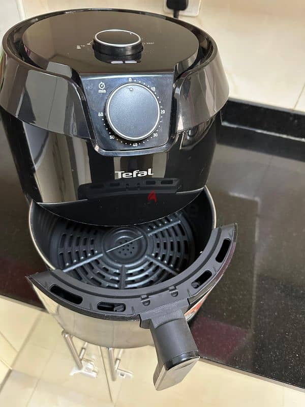 Tefal air fryer 4.2 ltr (xl capacity) 4