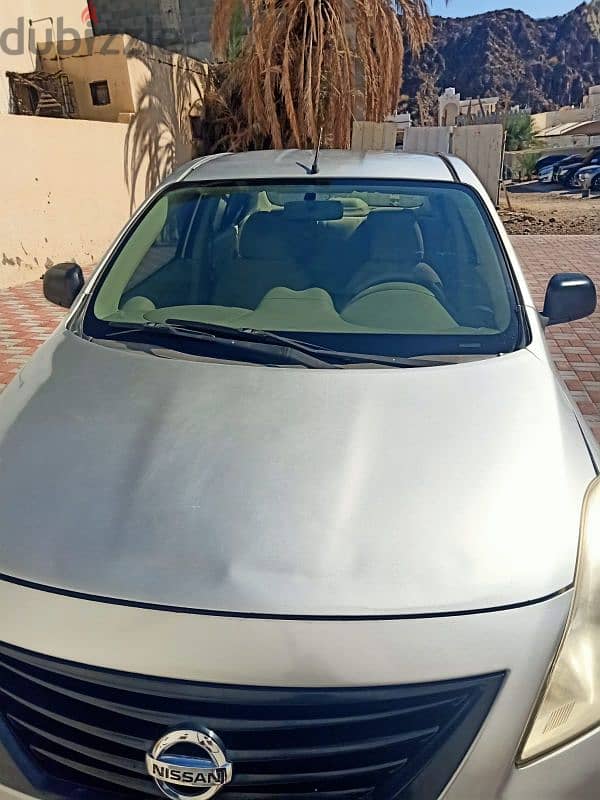 Nissan Sunny 2013 4