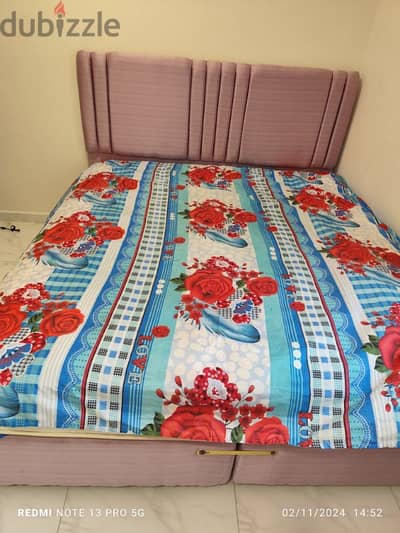 king size bed with matress