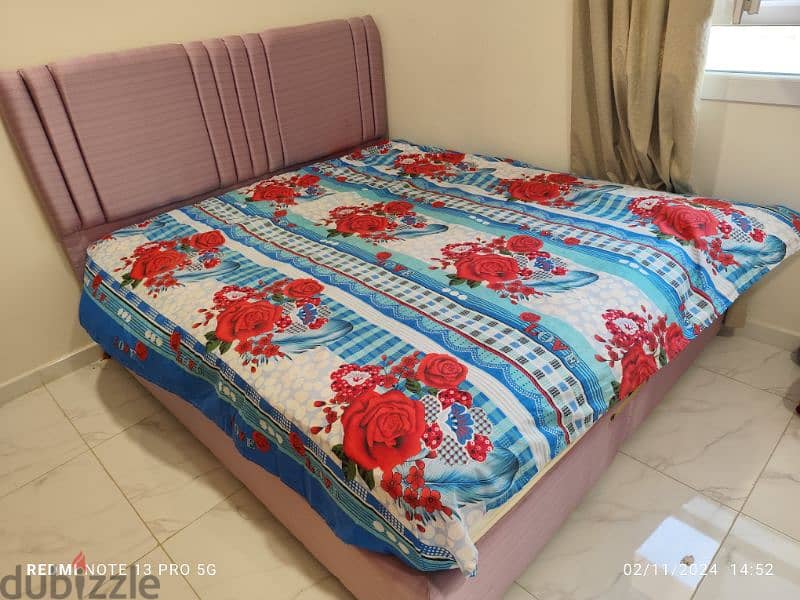 king size bed with matress 2